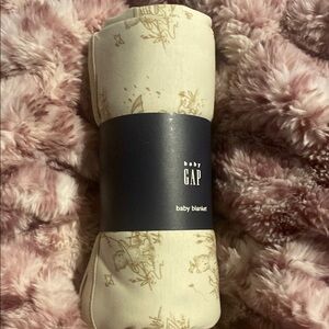 GAP Cream Blankets & Throws